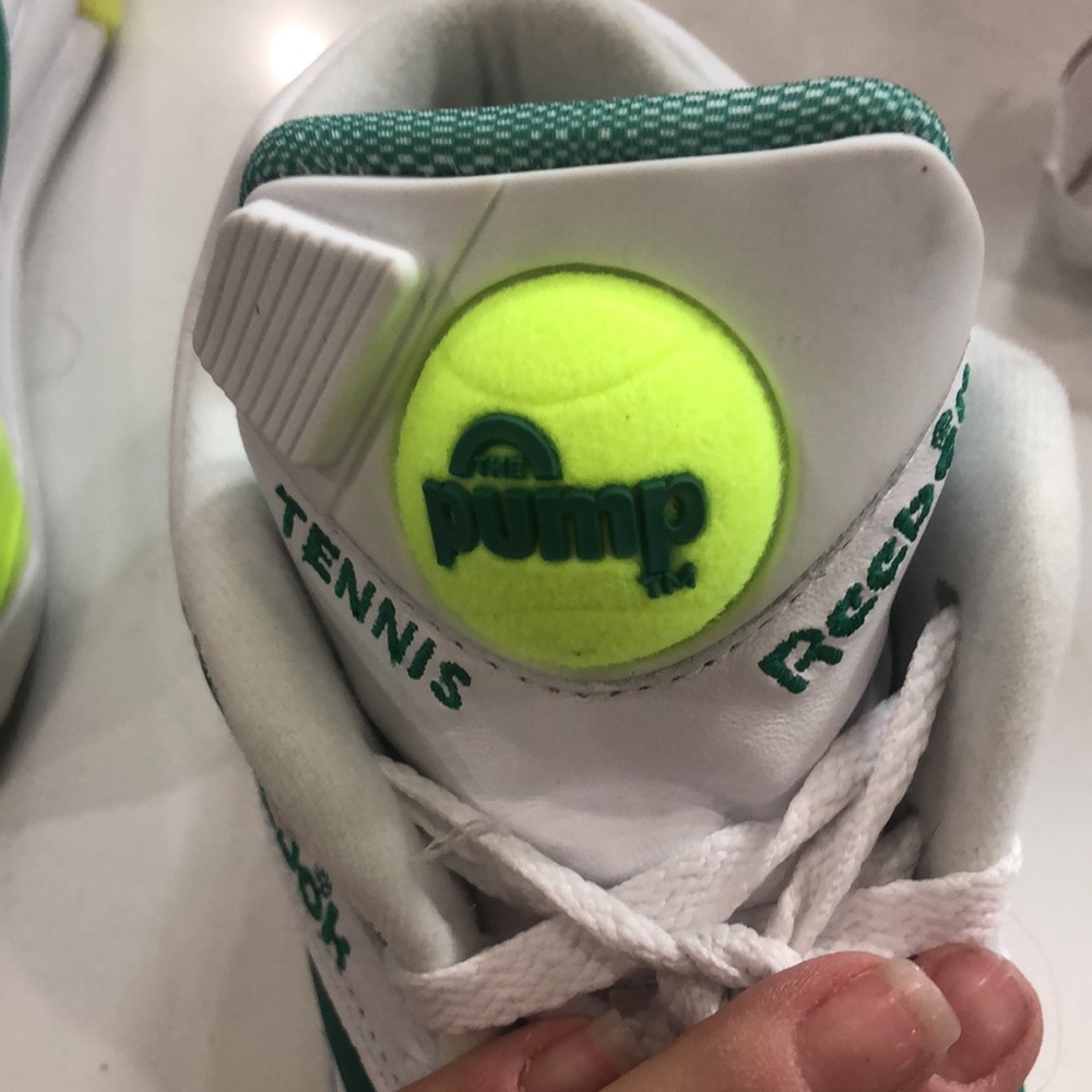 RARE Reebok Court Victory Pump Tennis Shoes men's Size 8 White Green Hexalite - Picture 8 of 11